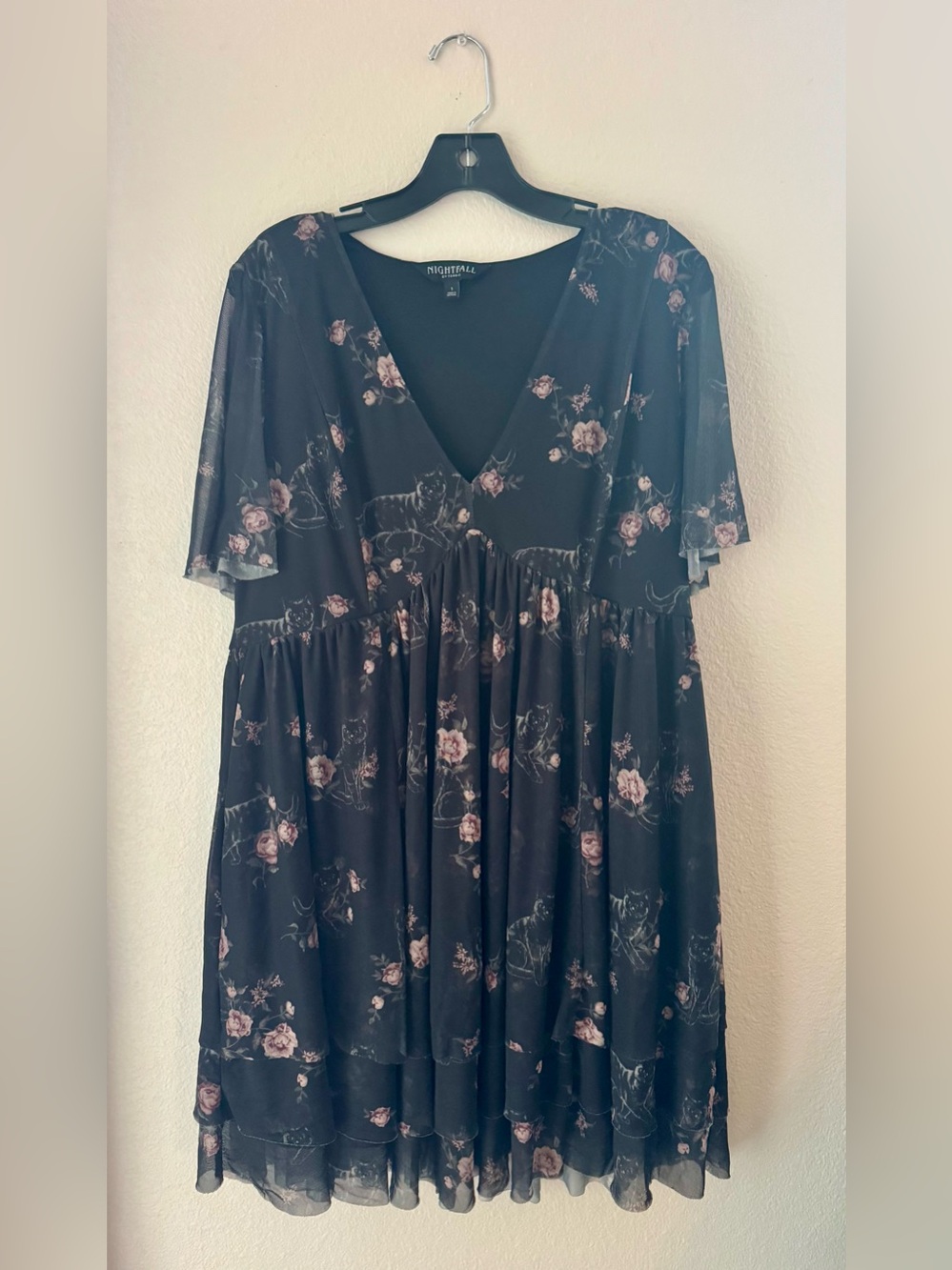 Torrid Nightfall Black Floral Mini Dress Cat and Pink Rose Print Size 1 goth